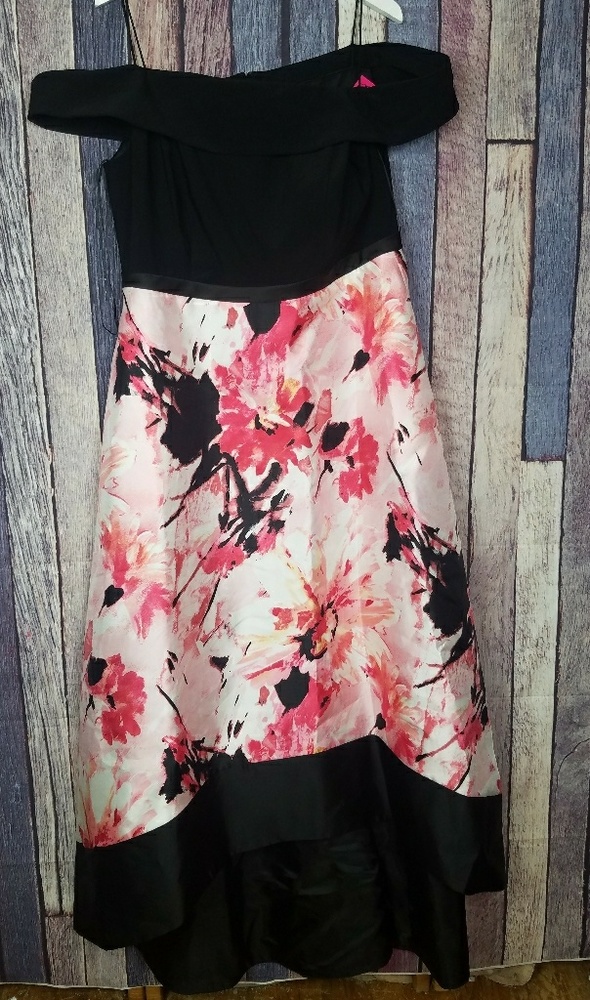 Off shoulder HI /LO maxi dress